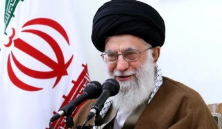 موقف قائد الثورة حيال الآلية الاوروبية للتبادل المالي مع ايران
