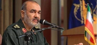 نائب القائد العام لحرس الثورة الاسلامية: بيوت الاعداء اوهن من بيت العنكبوت وهم في طريقهم الى الانهيار