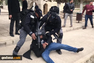 گزارش خبری/
جلوگیری از پخش اذان در مسجدالاقصی/بازداشت سه فلسطینی در قدس اشغالی/ هشدار اردن به رژیم صهیونیستی/ یک جوان در سلفیت به شهادت رسید 3