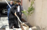 كريمة الإمام الخميني تغرس شجرة زيتون تضامنا مع الشعب الفلسطيني 4