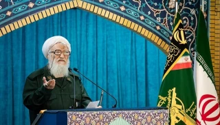 خطيب جمعة طهران : الحرس الثوري قادر على تسوية تل أبيب بالتراب