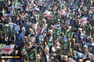 عقب صلاة الجمعة في طهران وانحاء البلاد

مسيرات حاشدة للشعب الايراني دعماً للحرس الثوري