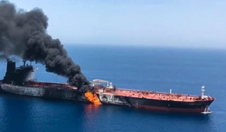 خبير روسي يشير بإصبع الاتهام إلى "إسرائيل" في حادثة ناقلتي النفط
