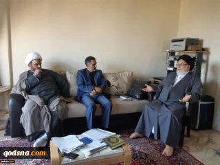 مدير مركز الإمام الخميني في لبنان يستقل مدير عام وكالة القدس للانباء(قدسنا)