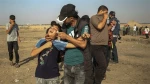 Israeli troops attack Palestinian protesters at Gaza border, 70 injured
 2