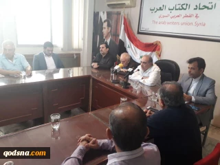 در نشست خبری جاین جایزه در دمشق عنوان شد

رئیس اتحادیه نویسندگان عرب: تاسیس جایزه جهانی فلسطین در شرایط زمانی و مکانی خوبی انجام شد