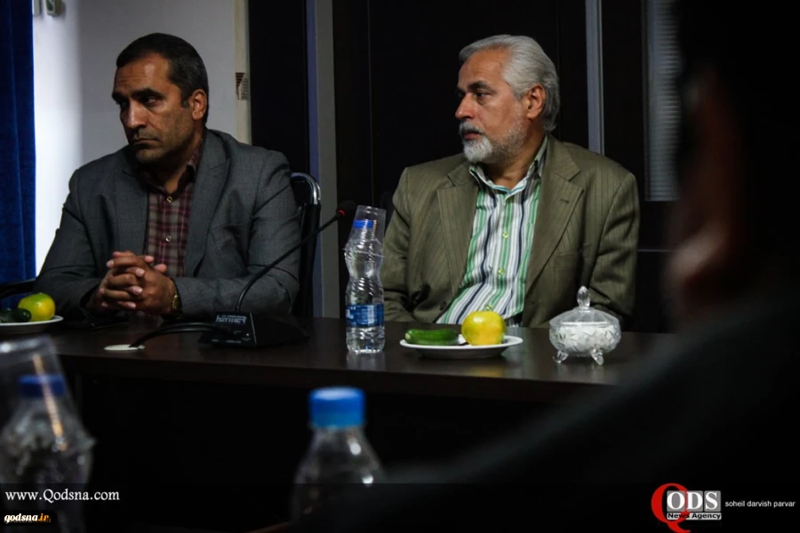 Third guests of International Solidarity Forum for Palestinian teens and youth meet with daughter Imam Khomeini 3