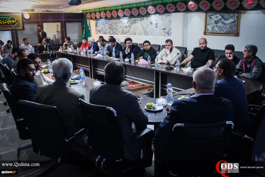 Third guests of International Solidarity Forum for Palestinian teens and youth meet with daughter Imam Khomeini 6