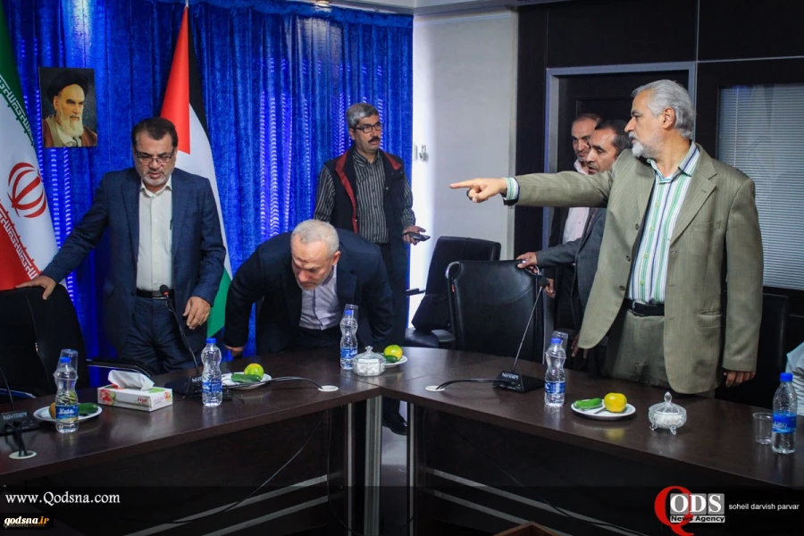 Third guests of International Solidarity Forum for Palestinian teens and youth meet with daughter Imam Khomeini 11
