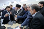 Leader visits exhibition of knowledge-based companies in Tehran 2