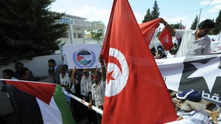 قيس سعيد.. بسبب تصريحاته تجاه القضية الفلسطينية وإسرائيل اعتبره البعض "مرشح فلسطين لرئاسة تونس"