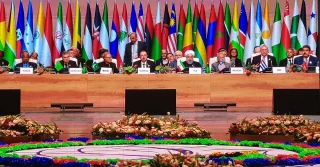 الرئيس روحاني: حركة عدم الانحياز قادرة على بناء قطب جديد في عالم المستقبل متعدد الاقطاب