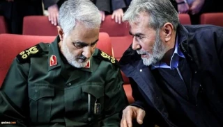 ضباط في جيش الاحتلال ينشرون قائمة "إسرائيل" للاغتيالات

إسرائيل تعتبر اللواء سليماني عبقريا عسكريا وتضعه في المركز الأول لقائمة الاغتيالات!