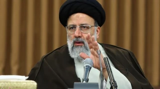 رئیسی:

 قول می‌دهم هر پرونده‌ای دغدغه مردم باشد به سرعت رسیدگی شود