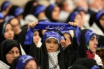 قائد الثورة الإسلامية يستقبل حشدا كبيرا من التعبويين
 3