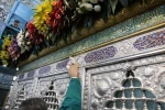 گل آرایی حرم حضرت زینب سلام الله علیها با بیش از ۲۵۰۰۰ شاخه گل اهدایی بانیان ایرانی  13
