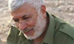 درپی شهادت دوتن از سرداران رشید جهان اسلام بدست جنایتکاران آمریکایی؛

مقامات عالی رتبه نظامی جمهوری اسلامی ایران در منزل شهید "ابومهدی مهندس" حضور یافتند