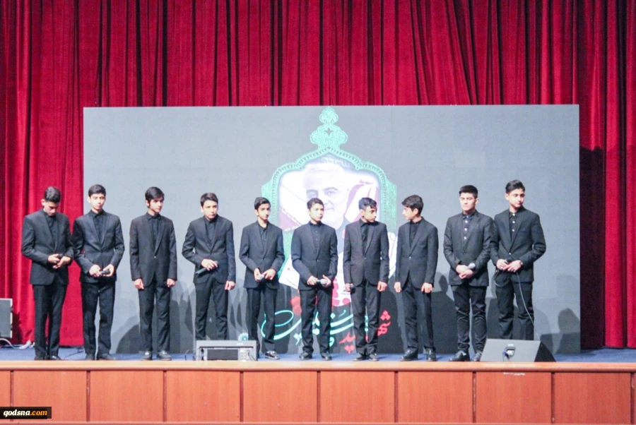 The Unveiling of the Head in the Culture of Martyr Haj Qassem Soleimani 11