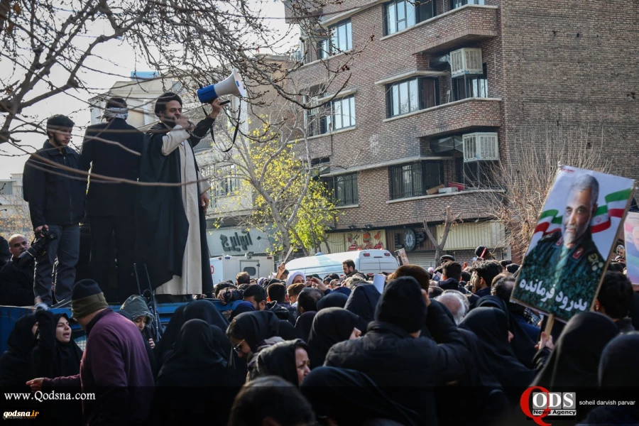 The epic and millions of people in Tehran attend the funeral of Maj. Haj Qasem Soleimani 4