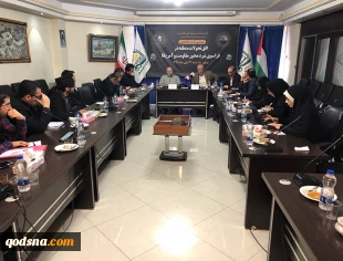 در نشست «افق معادلات قدرت در فراسوی نبرد محور مقاومت و آمریکا» مطرح شد:

انیس نقاش: آمریکا تا 6 ماه دیگر شاهد یک فروپاشی نظام اقتصادی خواهد بود/ ناصر ابوشریف: حاج قاسم مهندس و معمار مقاومت در فلسطین و منطقه بود/ در آخرین دیدار حاج قاسم به ما گفت که در ق