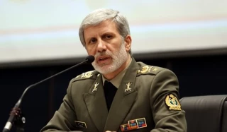 وزير الدفاع الايراني: إيران استهدفت القاعدة الأميركية باستخدام قدراتها الصاروخية المحلية
