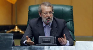 لاریجانی در صحن مجلس:

رفتار غیرعادلانه اروپا ادامه یابد همکاری باآژانس بازنگری می‌شود