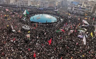 الرئيس الإيراني: الحضور الجماهيري الواسع في تشييع الشهيد سليماني افشل المؤامرات الامريكية