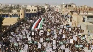 گزارش خبری/

تظاهرات باشکوه مردم یمن در مخالفت با طرح ترامپ/ فلسطین مسئله محوری مسلمانان است/ عربستان و امارات به  خیانت خود به امت اسلام و فروش مسئله فلسطین ادامه می‌دهند