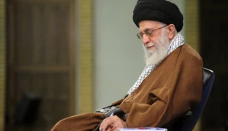 قائد الثورة الإسلامية: يجب الالتزام بكافة الاجراءات المعلنة لمكافحة كورونا