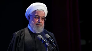 روحانی در مراسم بهره‌برداری آزادراه همت- کرج:

روزهای سخت فعلی خواهد گذشت/ مردم بیش از همیشه یکدیگر را یاری کنند