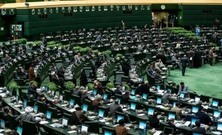 با ریاست لاریجانی؛

جلسه آزمایشی مجلس به شکل ارتباط دیجیتال برگزار می شود