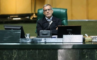 پزشکیان در صحن علنی مجلس:

‌لاریجانی از هفته آینده در جلسات مجلس حاضر می‌شود