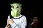 ورق الملفوف الكمامة المعتمدة للوقاية من كورونا لدي أسرة فلسطينية من غزة 5