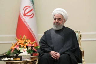 روحانی در گفتگو با سرلشکر سلامی:

پرتاب ماهواره «نور» به فضا یک موفقیت ارزشمند ملی است
