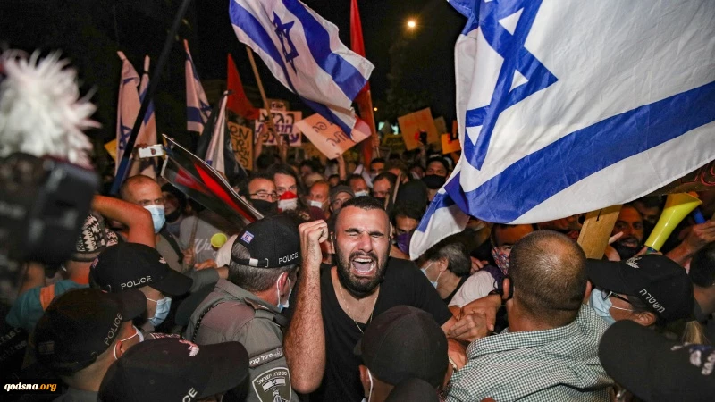 Ribuan Orang Zionis Berdemontrasi Tuntut Netanyahu Mundur
 2