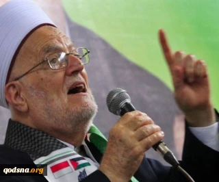 الشيخ صبري يحذر من سيطرة المستوطنين على مواقع محددة بالأقصى
