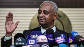 وزیر اطلاع‌رسانی سودان در گفتگو با یک شبکه تلویزیونی؛

محمد صالح:  برای عادی سازی روابط با اسرائیل از سوی آمریکا تحت فشار بودیم/ سودان به عنوان برگ برنده ترامپ در انتخابات ۲۰۲۰ بود