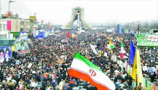 بمناسبة حلول الذكرى الثانية والاربعين لانتصار الاسلامية

رئيس الاركان الايرانية: الثورة الاسلامية كانت بداية مشوار بلوغ قمم المجد وتحقيق الاقتدار العالمي وتحويل ايران الى قوة عالمية لا يمكن تجاهلها