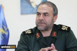 در مقابل دشمن باید محاسبه دقیقی از خود و دشمن داشته باشیم