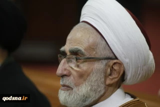 رائدٌ في الحقّ