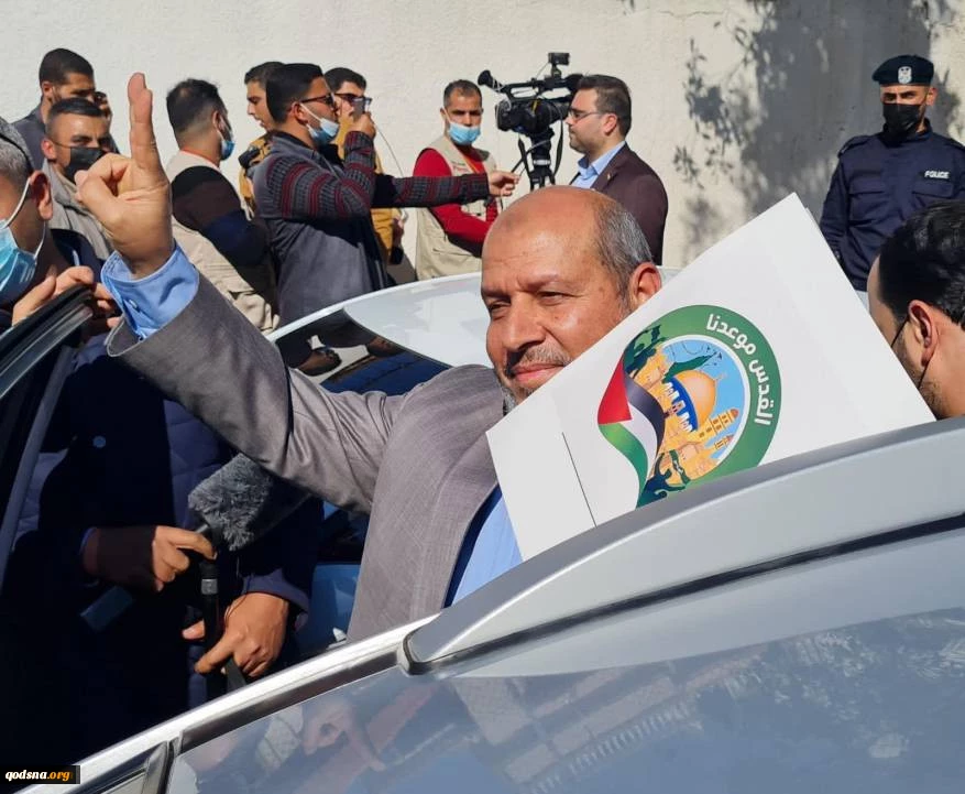 Hamas registers its electoral list for parliamentary election
 2