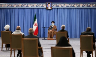 رهبر معظم انقلاب اسلامی در دیدار دست‌اندرکاران کنگره چهار هزار شهید استان یزد:

پیام مهم شهیدان به ادامه دهندگان راهشان در امان بودن از ترس و اندوه است