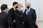 Netanyahu back in court over corruption
 2