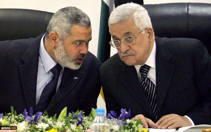Head of Hamas Political Bureau Ismail Haniyeh has phoned Palestinian Authority Chief Mahmoud Abbas to discuss developments concerning Palestinian elections.