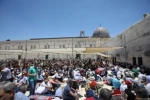 Hundreds of Zionist regime’s police officers were deployed on the entrances to the Old City and Haram Al-Sharif, where they checked the identity cards of worshipers and denied many of them access into the holy site.