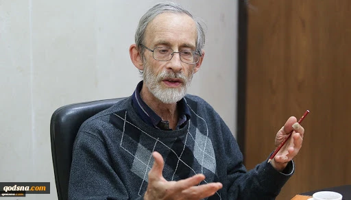 Canadian writer told Qodnsa:

Struggle to liberate Palestine and struggle to world's social justice are connected 2