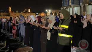قدرتی که صهیونیست‌ها توان مقابله با آن را ندارند/

تصاویری از حضور باشکوه 90 هزار فلسطینی در مسجدالاقصی در آخرین شب قدر 7