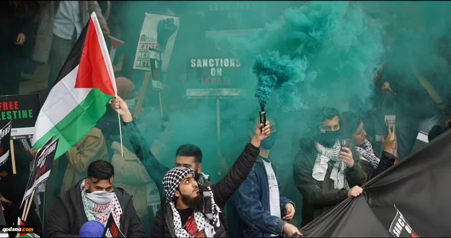 Wide Anti-Israel protest held in London protestors condemn crimes against Palestinians 3
