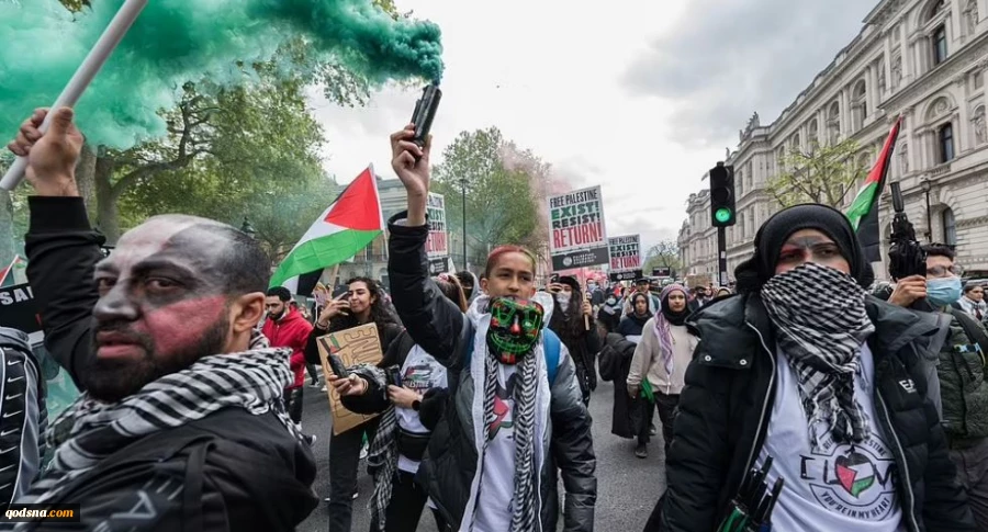 Wide Anti-Israel protest held in London protestors condemn crimes against Palestinians 6