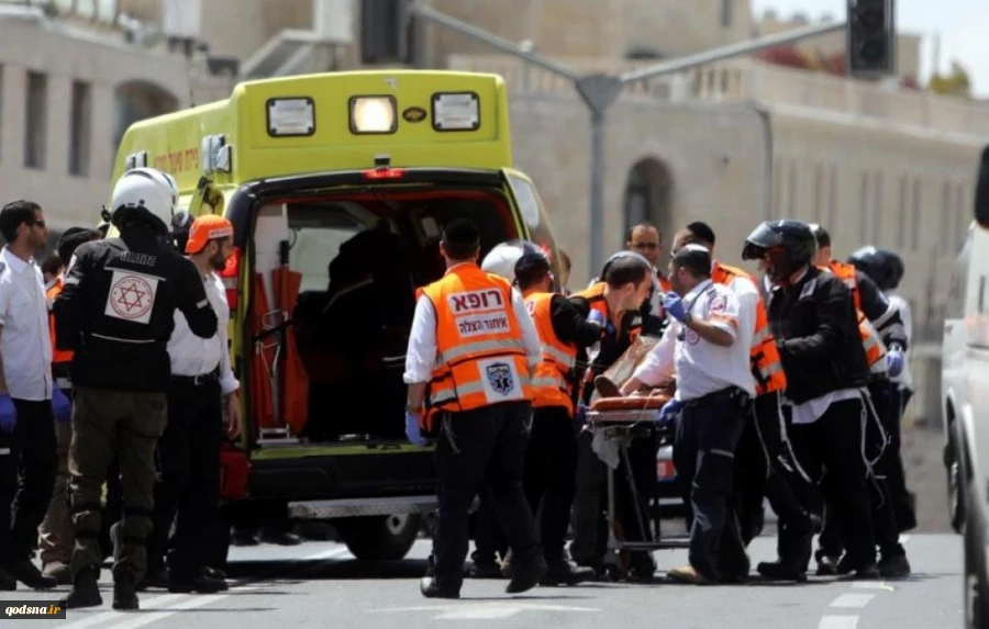 إصابة جنديين "إسرائيليين" في عملية طعن في القدس المحتلة واستشهاد المنفذ

 2